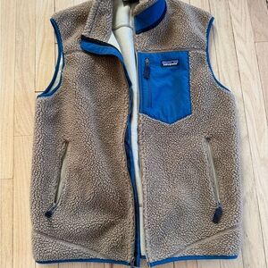 Patagonia men’s Fleece Vest - Tan and Blue
